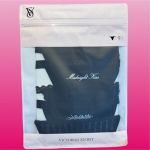 NWT Victoria's Secret Midnight Kiss Black Thong Set (5 Pack)